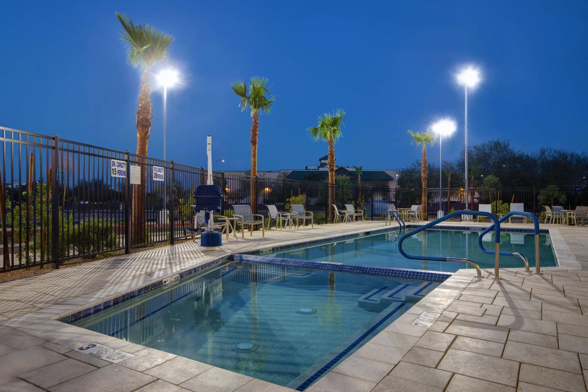 Towneplace Suites By Marriott Phoenix Glendale Sports & Entertainment District Kültér fotó