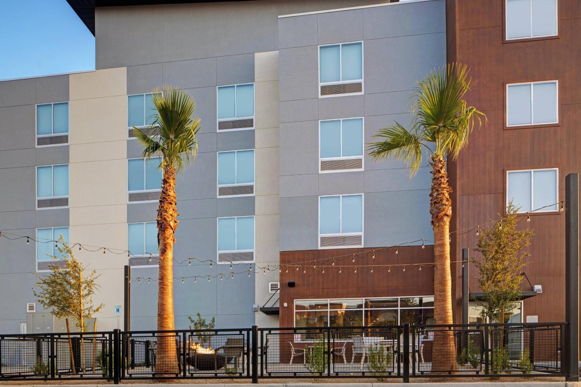 Towneplace Suites By Marriott Phoenix Glendale Sports & Entertainment District Kültér fotó